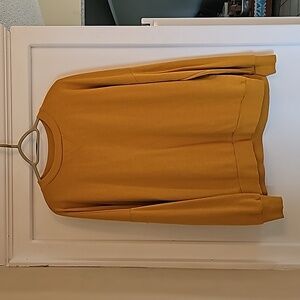 Long sleeve sweater shirt